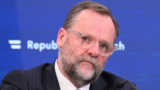 NEOS-Staatssekretär Sepp Schellhorn (Bild: APA/HELMUT FOHRINGER)