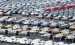 Nächster Trump-Hammer! 25 Prozent Zölle auf ausländische Autos. Der Schritt heizt den ...