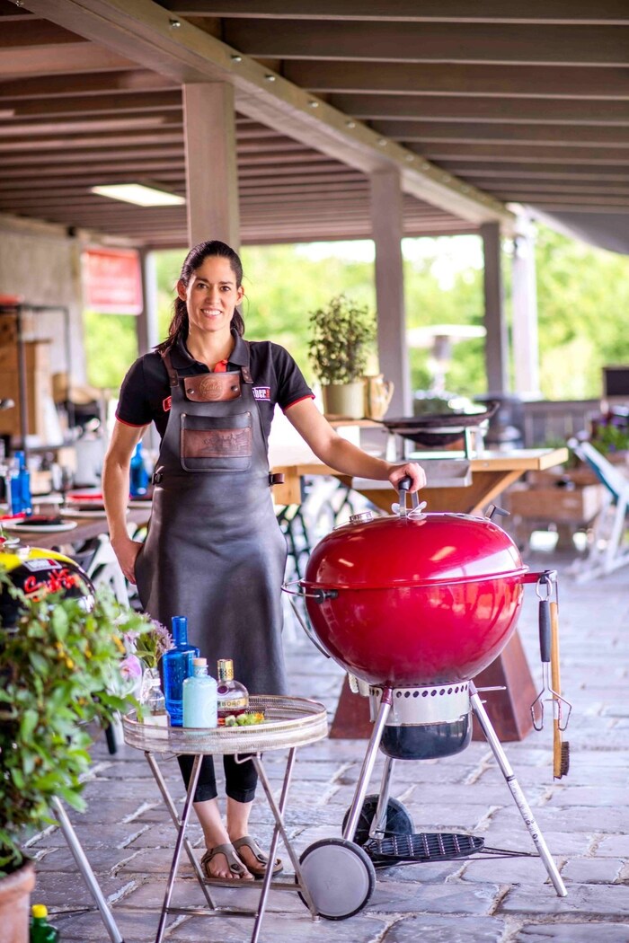 Yulia Haybäck ist Weber-Grillmeisterin und betreibt eine Weber Grillacademy Original in Velden, ...