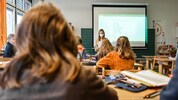 Die miserable Masken-Zeit ist Gott sei Dank vorbei, die Folgen aber noch immer präsent