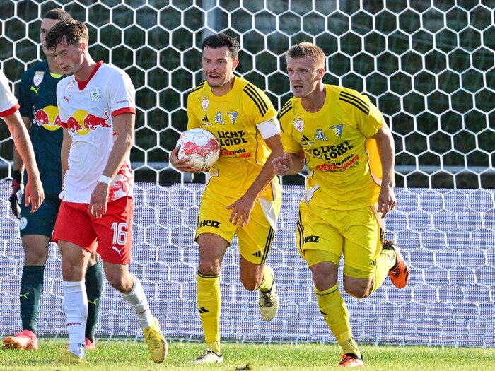Lafnitz-Verteidiger Sebastian Feyrer (r.) traf schon viermal in dieser Saison.