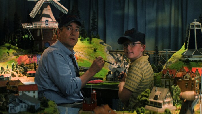 Franks (Macfadyen) liebstes Hobby: Modelleisenbahn bauen mit Sohn Harry. Er hat aber auch ein ...
