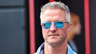 Ralf Schumacher hat Red Bull für seine Entscheidung rund um den Rauswurf von Liam Lawson kritisiert. (Bild: GEPA)