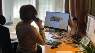 Die Telefonseelsorge ist rund um die Uhr besetzt – jetzt gibt´s auch Beratung in ...