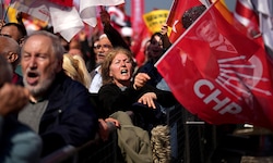 Protest gegen die Verhaftung des Istanbuler Bürgermeisters Ekrem Imamoglu 