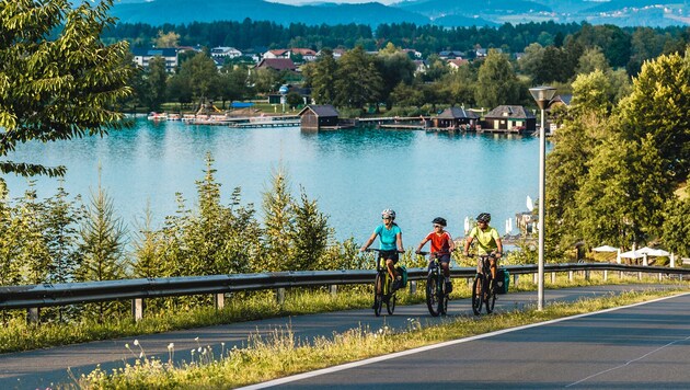 Nicht überall gibt es eine Infrastruktur für Radfahrer, wie hier am Klopeiner See. Um Unfälle zu ...