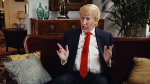 „Eigentlich wollte ich den Unsympathler nicht machen“, sagt Gernot Haas über seine Trump-Imitation, in der er sich nun doch überraschend wohl fühlt. (Bild: Gernot Haas)