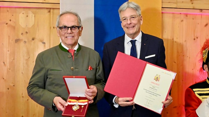 Mit 75 Jahren erhielt Puck das Goldenen Ehrenzeichen des Landes.