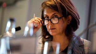 Hind Kabawat ist Christin und syrisch-kanadische Staatsbürgerin.