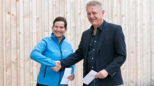 In der Stichwahl entschied Michael Hartmann (im Bild mit FPÖ-Kandidatin Kornelia Spiß) das ...