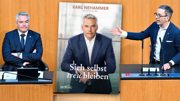 Auch die „roten Linien“ im Umgang mit FPÖ-Chef Herbert Kickl beleuchtet Ex-Kanzler Karl Nehammer ...