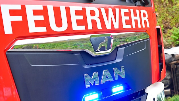 Mehr als 100 Feuerwehrleute standen im Einsatz.