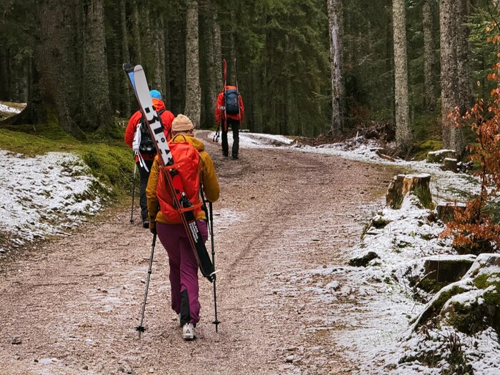 Tiefwinterlich sind die Verhältnisse oben in den Karawanken-Bergen, während unten im Bodental ...
