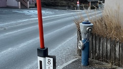 Auch für den Hydranten habe sie bezahlen müssen, ist E. überzeugt. Die Gemeinde bestreitet das aber vehement. (Bild: ZVG)