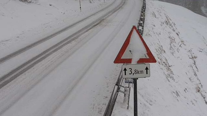 Montagfrüh gegen 8 Uhr am Arlbergpass.