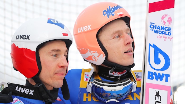 Kamil Stoch (links) und Dawid Kubacki