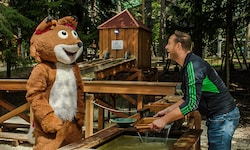 Leseonkel Christian und ich hatten einen riesen Spaß beim Goldwaschen im Park. 