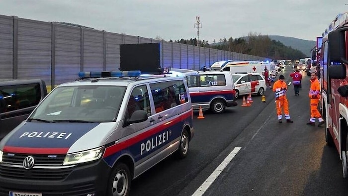 Es bildete sich kilometerlanger Rückstau im Frühverkehr. 
