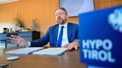 Alexander Weiß ist der Vorstandsvorsitzende der Hypo Tirol. Im Gespräch mit der „Krone“ ...
