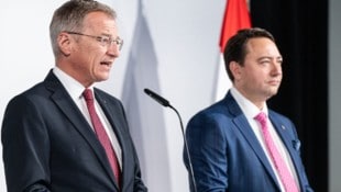 Landeshauptmann Stelzer und sein Vize Haimbuchner fahren einen Sparkurs.