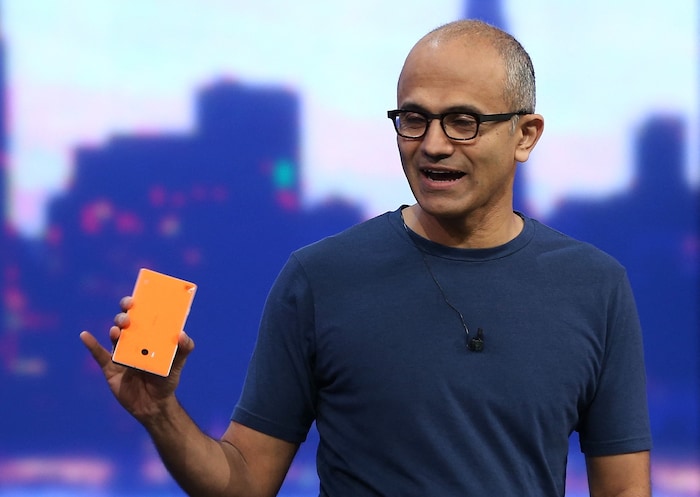 Nadella wird zugeschrieben, Microsoft vom schwächelnden Softwaregeschäft zum boomenden Markt für ...