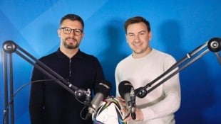 Marco Djuricin mit Moderator Martin Grasl beim Podcast „Legionär on air“! (Bild: Jöchl Martin)