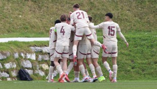 Jubel bei der U19 von Salzburg.