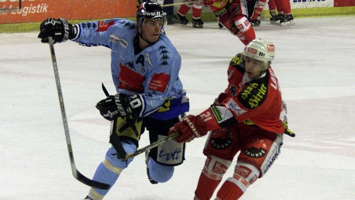 Harry Lange (r.) war mit dem KAC 2001 und 2004 Meister.