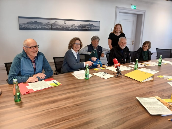 Fritz Gurgiser und seine Mitstreiter vom Transitforum im Außerfern