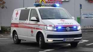 Mit Petitionen soll der Notarzt erhalten werden. (Bild: P. Huber)