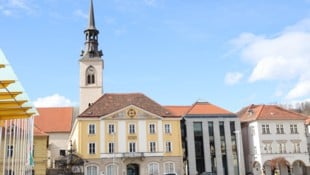 Der Brucker Hauptplatz (Bild: Jauschowetz Christian)