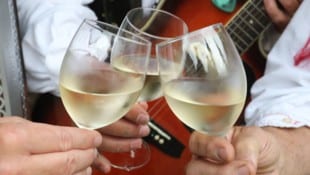 Die Österreicher greifen immer seltener zum Glaserl Wein. 