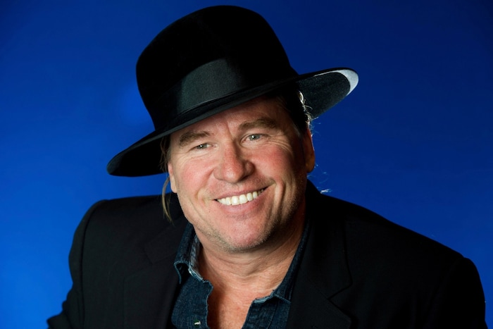 Val Kilmer starb am Dienstag im Alter von 65 Jahren an einer Lungenentzündung, wie seine Tochter ...