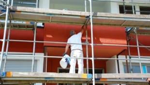 Haussanierung sollten nur von seriösen Handwerkern durchgeführt werden.