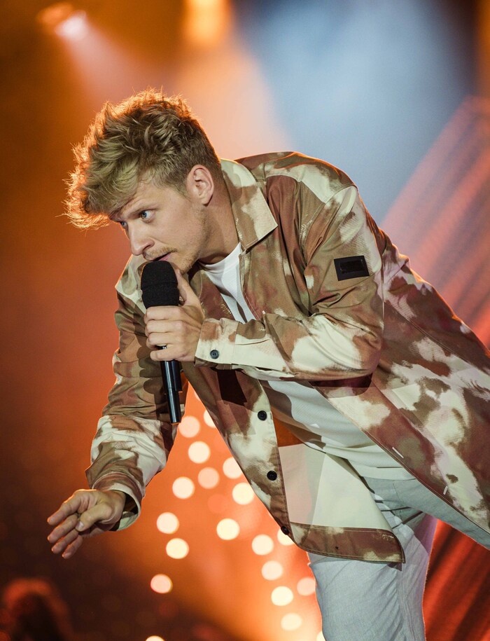 Thorsteinn Einarsson feiert mit seiner neuen Tour „Teardrops & Confettiguns“ sein 10-jähriges ...