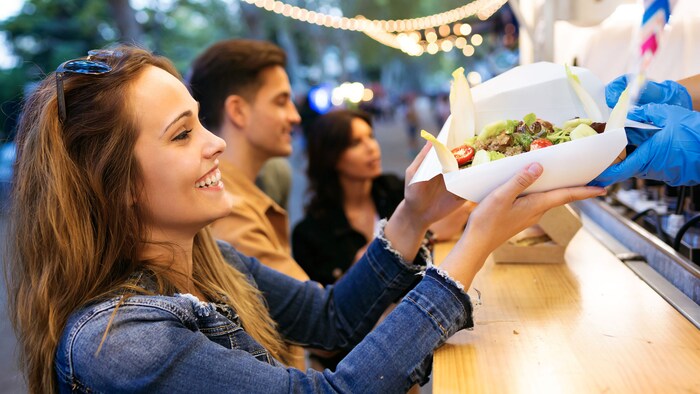 Das European Street Food Festival feiert sein 10-jähriges Jubiläum. Der Hauptplatz in ...