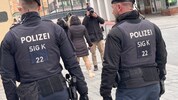 Beim Anti-Terror-Einsatz in Villach attackierte ein Passant während der Amtshandlung den ...