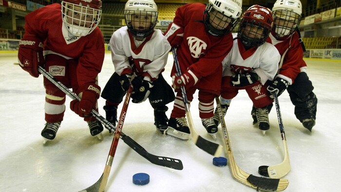 Michael Graf und sein Team reisen nach Innsbruck. Dort kochen sie einen Monat lang für die ...