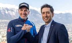 Biathlon-Sportdirektor Christoph Sumann (li.) mit ÖSV-Boss Mario Stecher.
