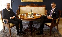 Alexander Van der Bellen mit seinem Amtskollegen Alexander Stubb