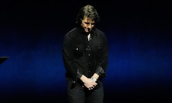 Tom Cruise erinnerte bei der CinemaCon in Las Vegas an seinen verstorbenen „Top Gun“-Kollegen ...