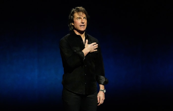 Tom Cruise ehrte Val Kilmer bei seinem Auftritt bei der CinemaCon in Las Vegas mit emotionalen ...