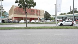 Holz ist das zentrale Bauelement des Ausweichbahnhofs in Bregenz. 