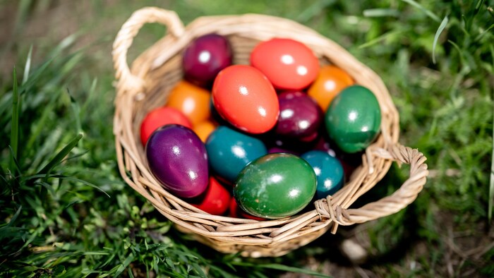 Eierfärben steht vielerorts hoch im Kurs.