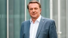 Anonyme Anzeiger brachten Wolfgang Ecker, Präsident der Wirtschaftskammer Niederösterreich, ...