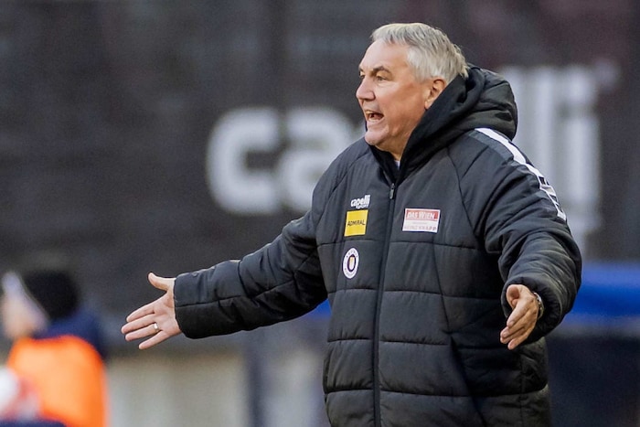 Klagenfurt-Trainer Peter Pacult