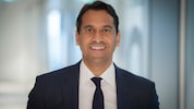 Anas Abuzaakouk ist in der ehemaligen Gewerkschaftsbank ein Großverdiener.