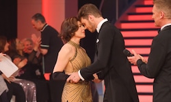Julia Cencig verabschiedete sich von „Dancing Stars“ mit Tränen in den Augen.