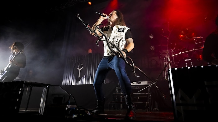 Satyr und seine Band spielten im Gasometer erstmals seit siebeneinhalb Jahren wieder live in ...
