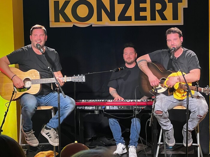 Markus, Martin und Roman (von links nach rechts) stimmten beim „Antenne Kärnten“-Studiokonzert ...